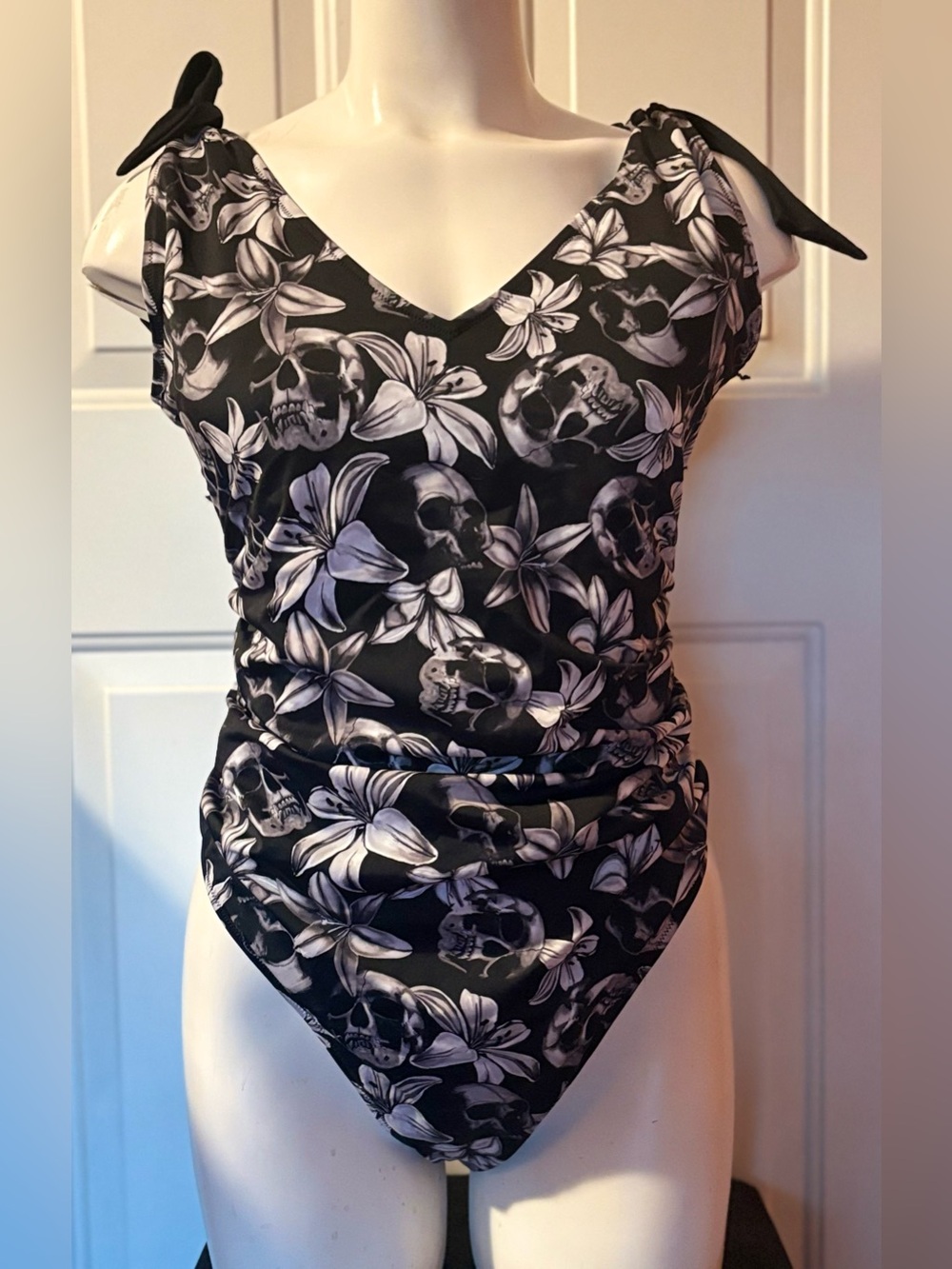 NWT Killstar Nerissa One Piece Swimsuit with Skulls & Bows XXL